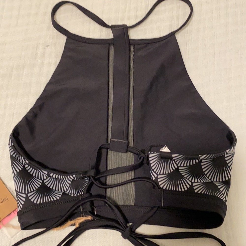 MONA Two piece swimsuit - Picture 6 of 8